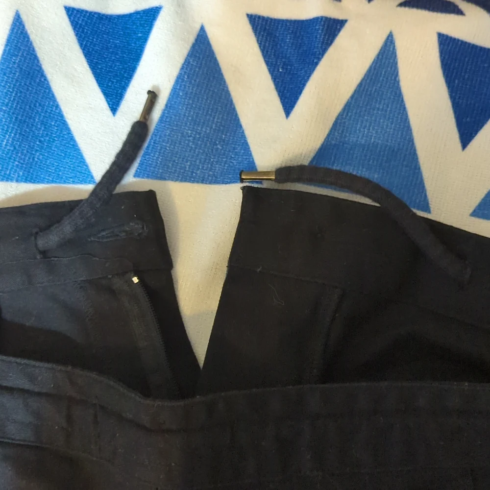 Black Tavik Shorts - Picture 5 of 5